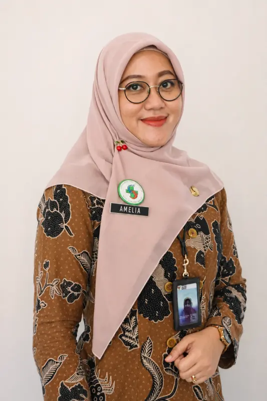 AMELIA INDAH M, S.KM., M.Kes.